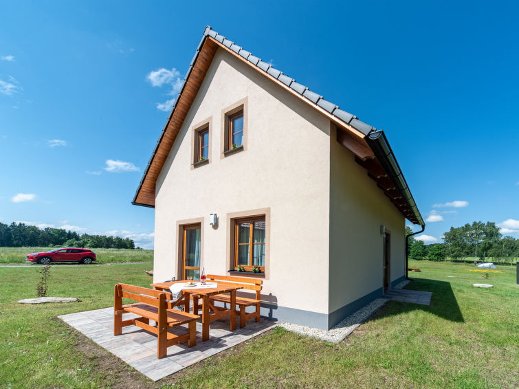 Search and Stay destination Stráž nad Nežárkou, Jihočeský kraj - Czechia from AU$ 212. Bára 1