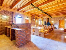 Vrijstaand landgoed in Halámky met privézwembad en sauna voor 10 personen - thumbnail 4