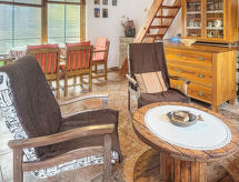 Sfeervol landhuis voor 4 personen bij Landštejn met tuin en open haard - thumbnail 6