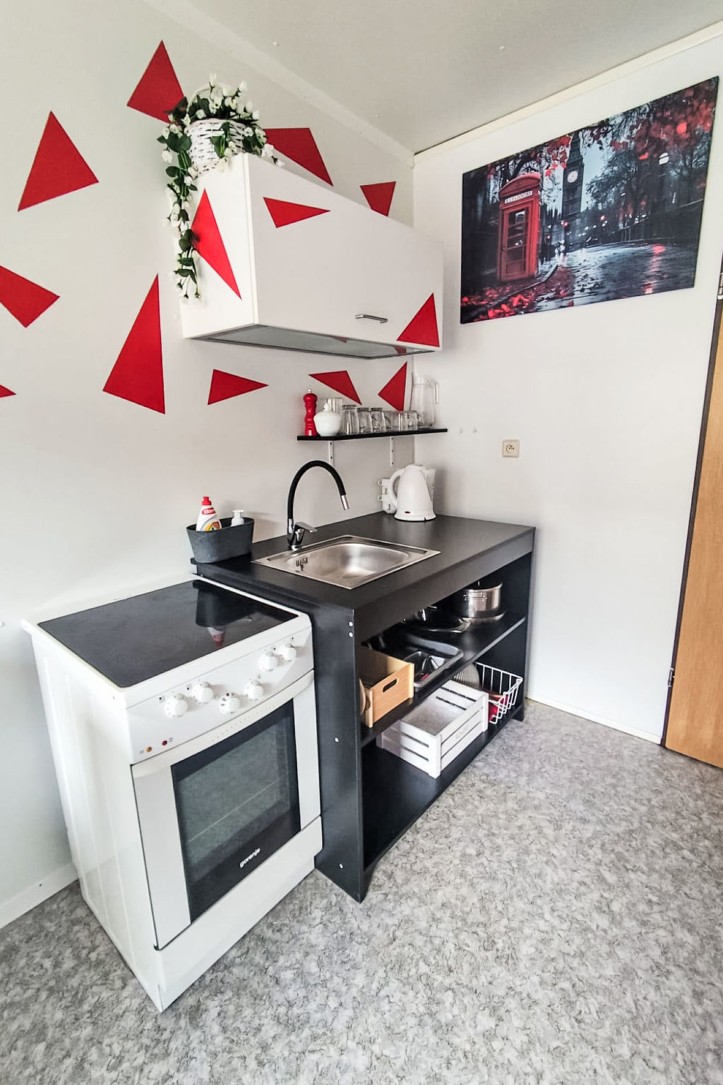 Red Nest - Binnen