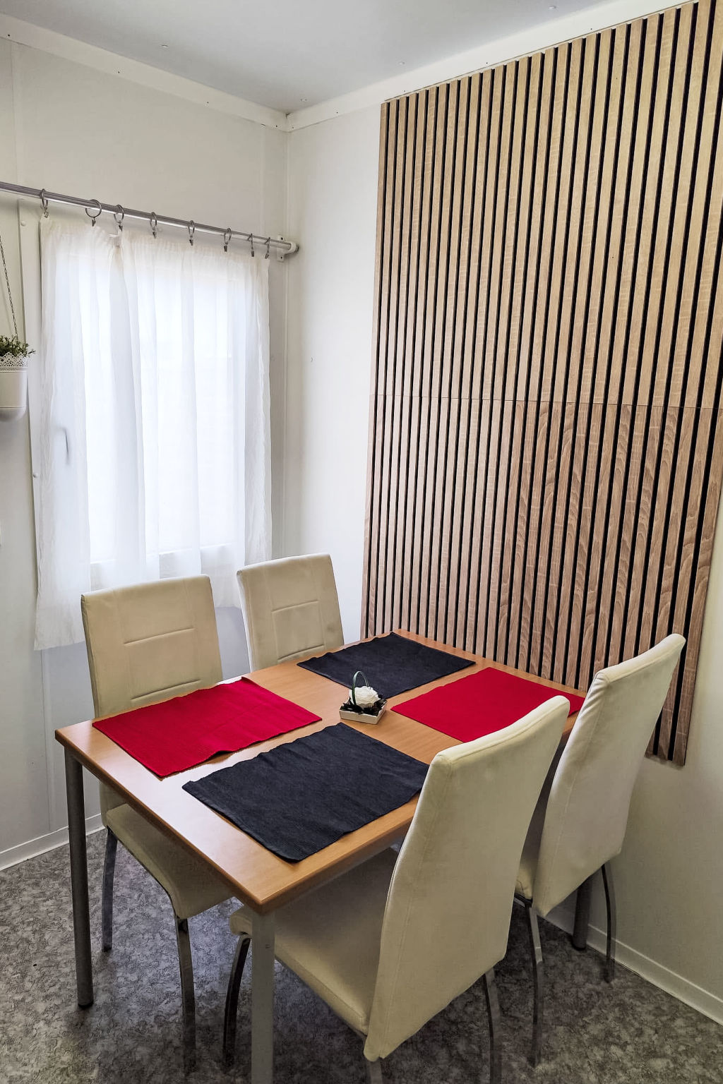Red Nest - Binnen