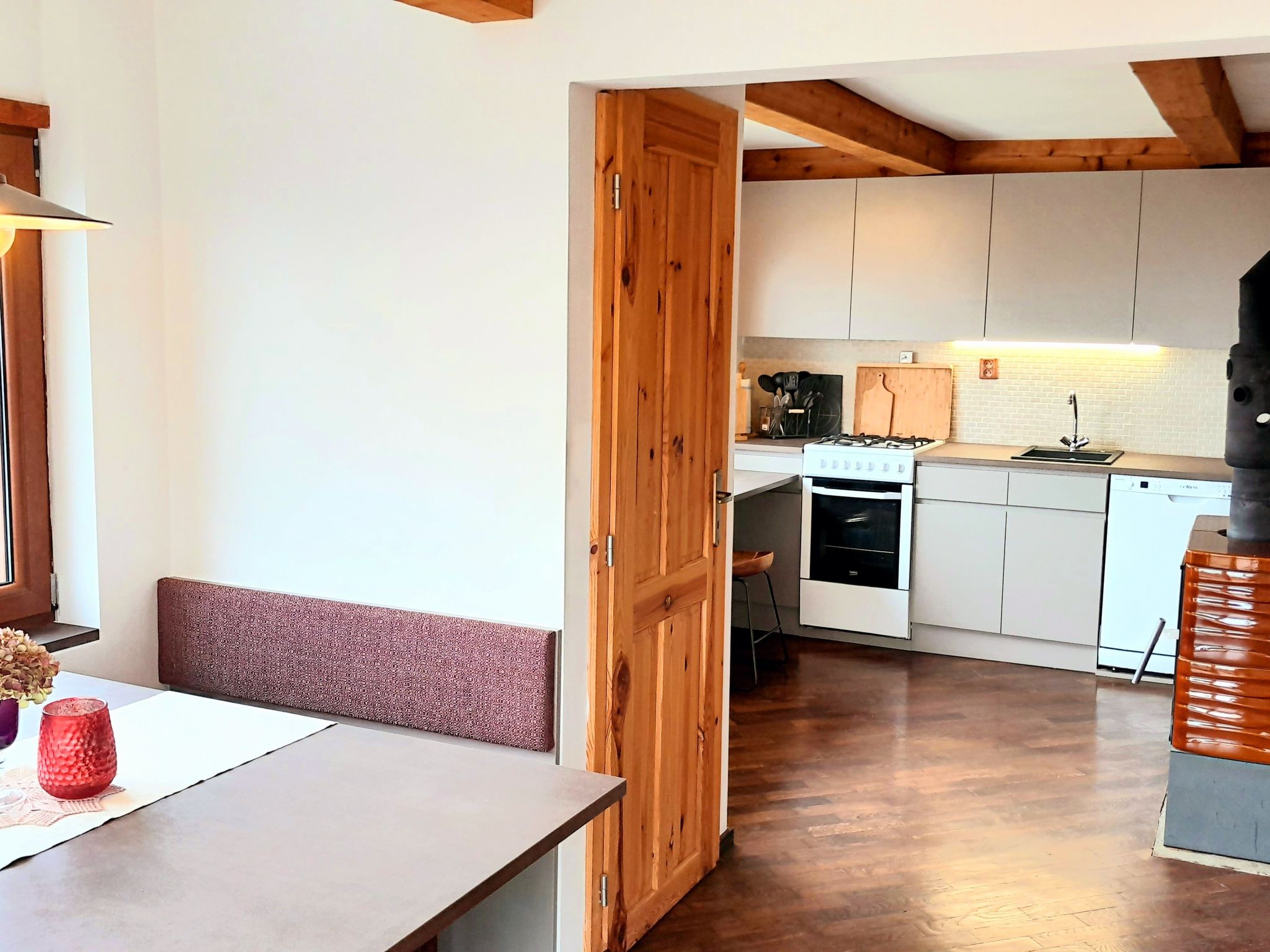 Haus Laura, Radslav-Inside