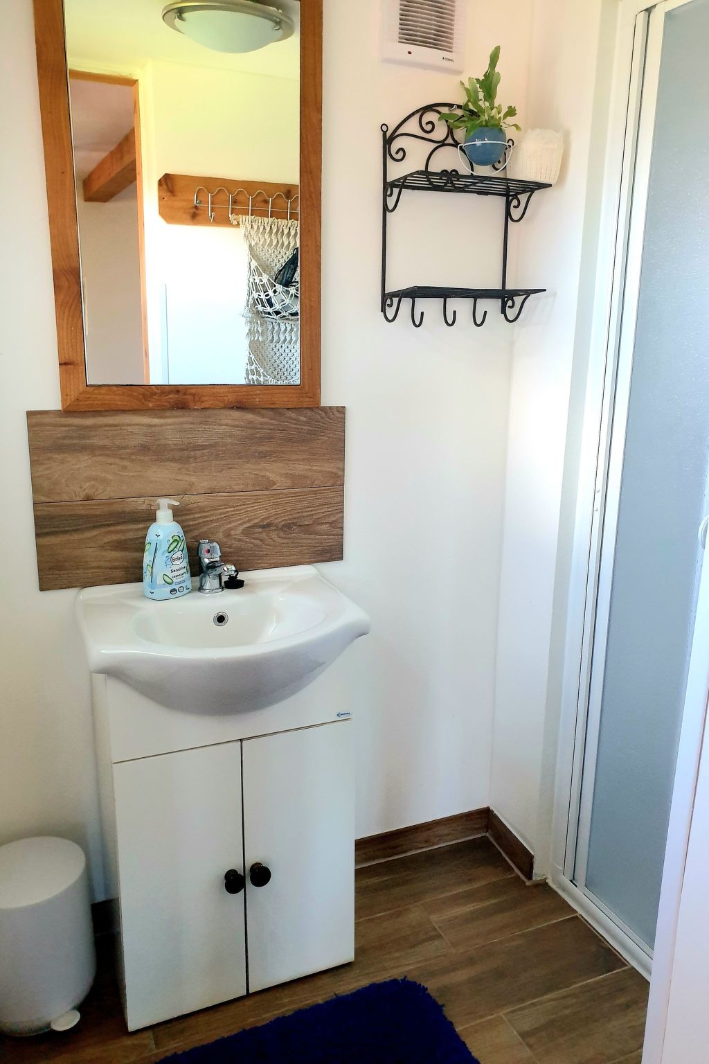 Haus Laura, Radslav-Inside