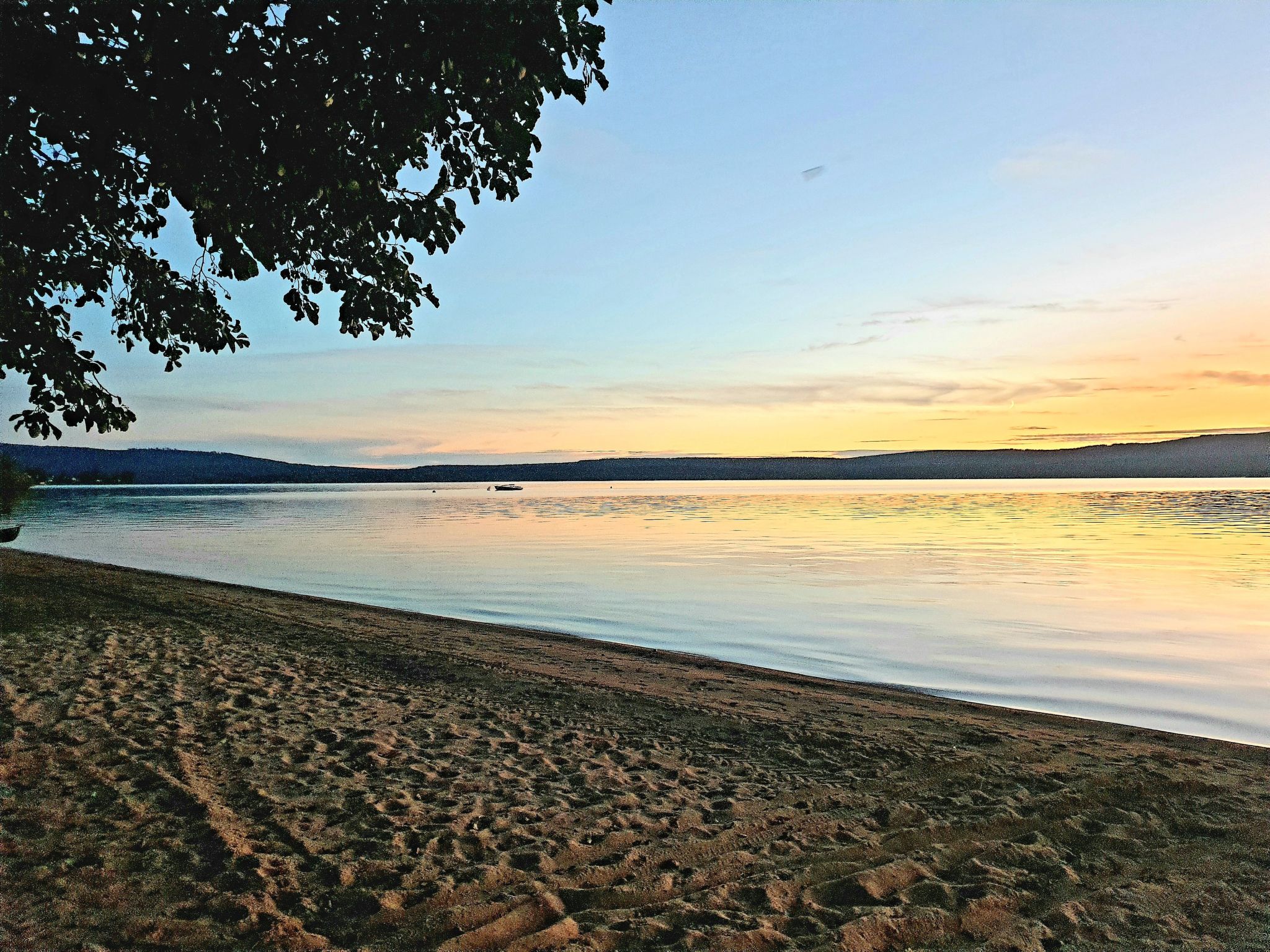 Haus Laura, Radslav-Inside