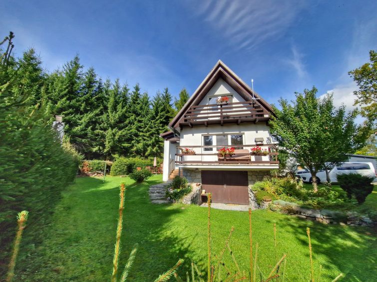 Vakantiehuis Hůrka in Horni Plana op 600 m van het meer in Horni Plana