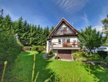 Vrijstaande cottage Hůrka aan Lipnomeer, tuin 600m², 2 slaapkamers - thumbnail 1