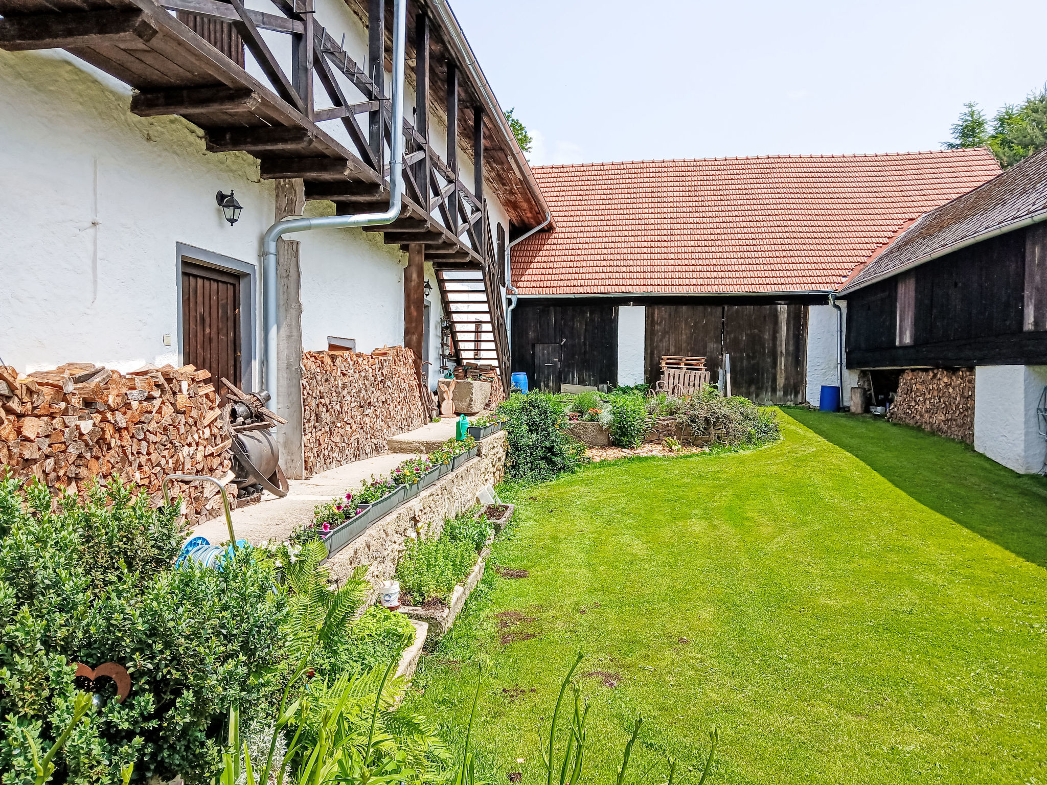 Bělá-Omgeving