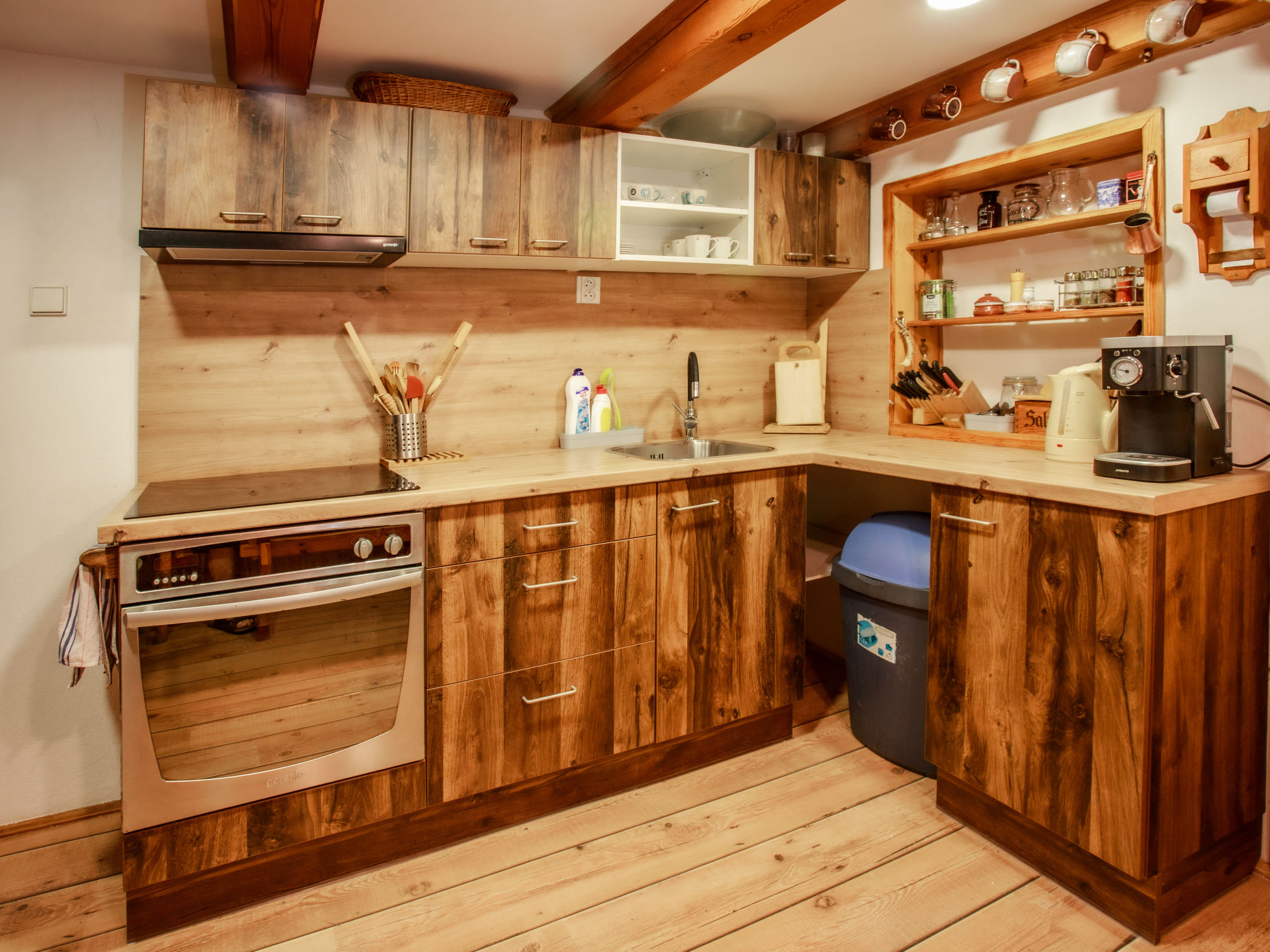 Kitchen / Dining Room