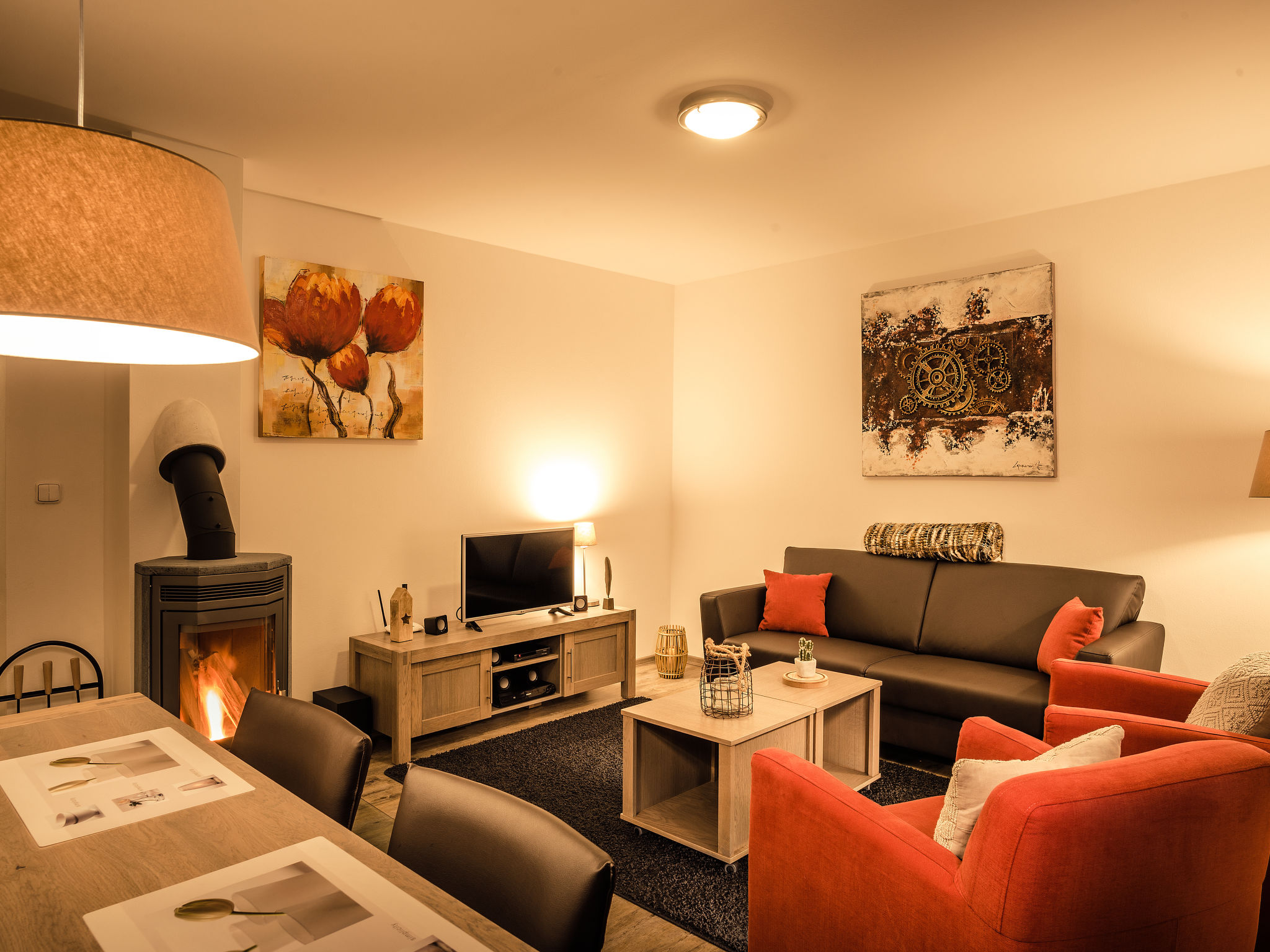 Kitchen / Dining Room