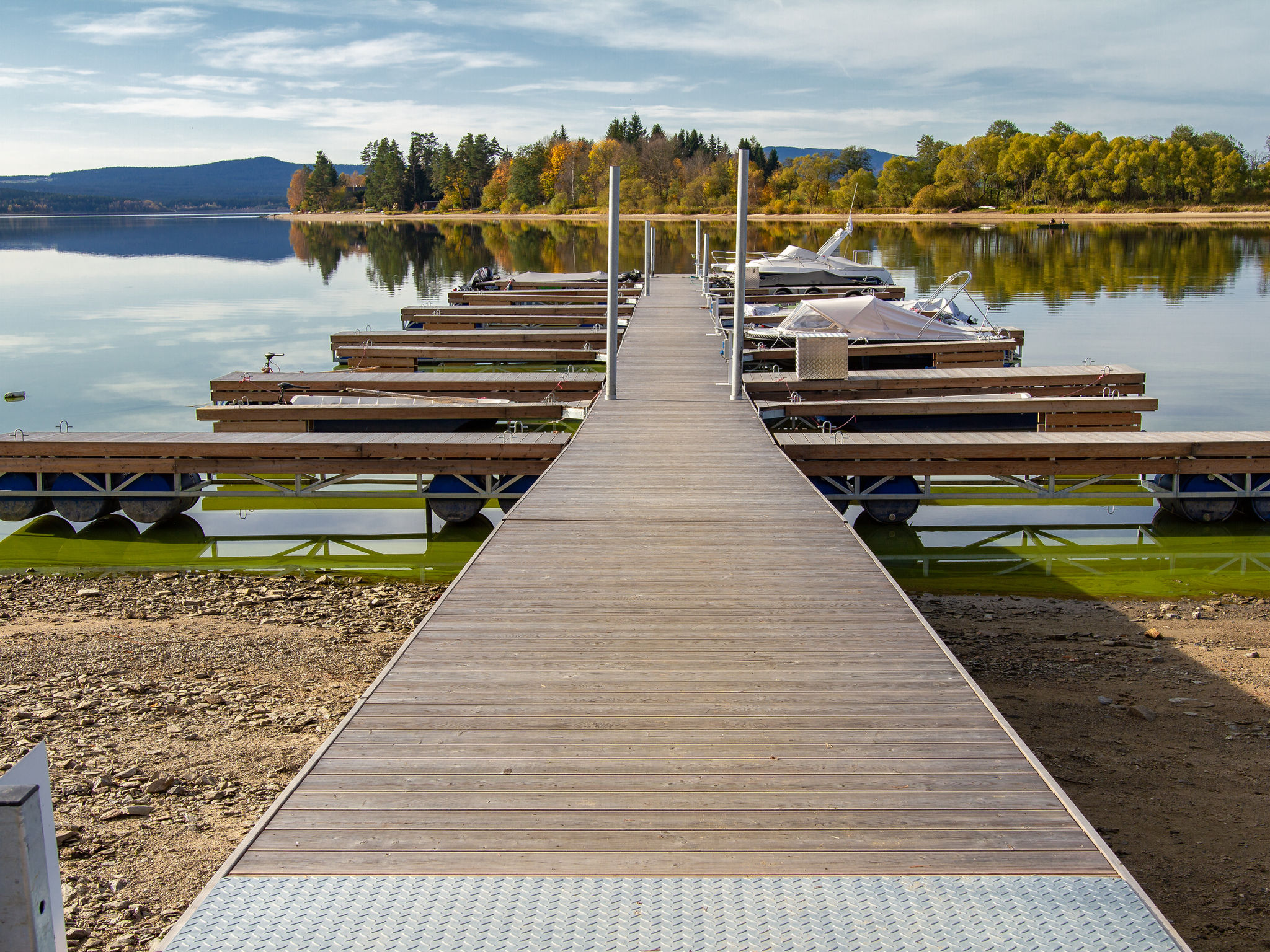 Lakeside Village 47-Buiten