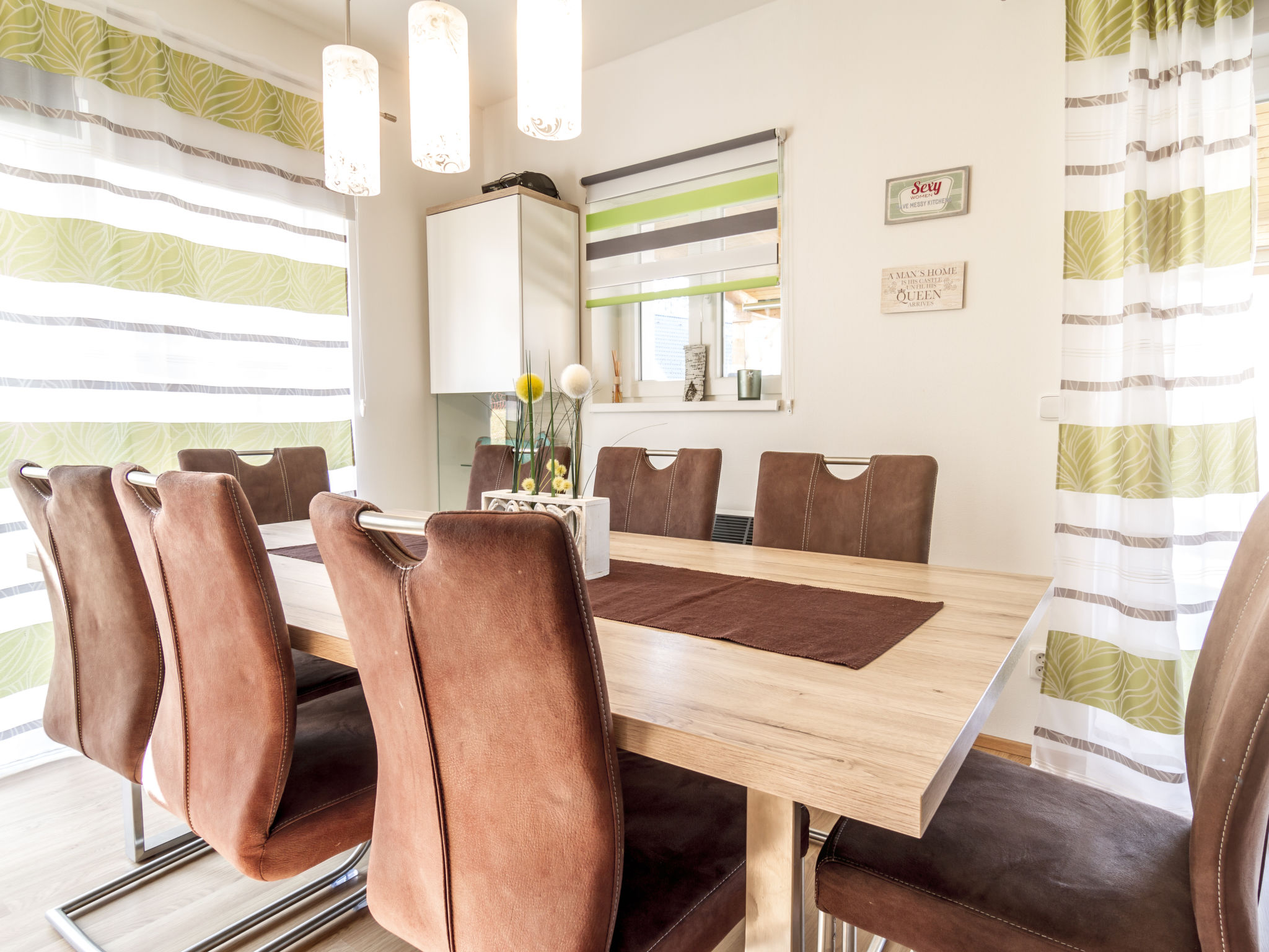 Kitchen / Dining Room