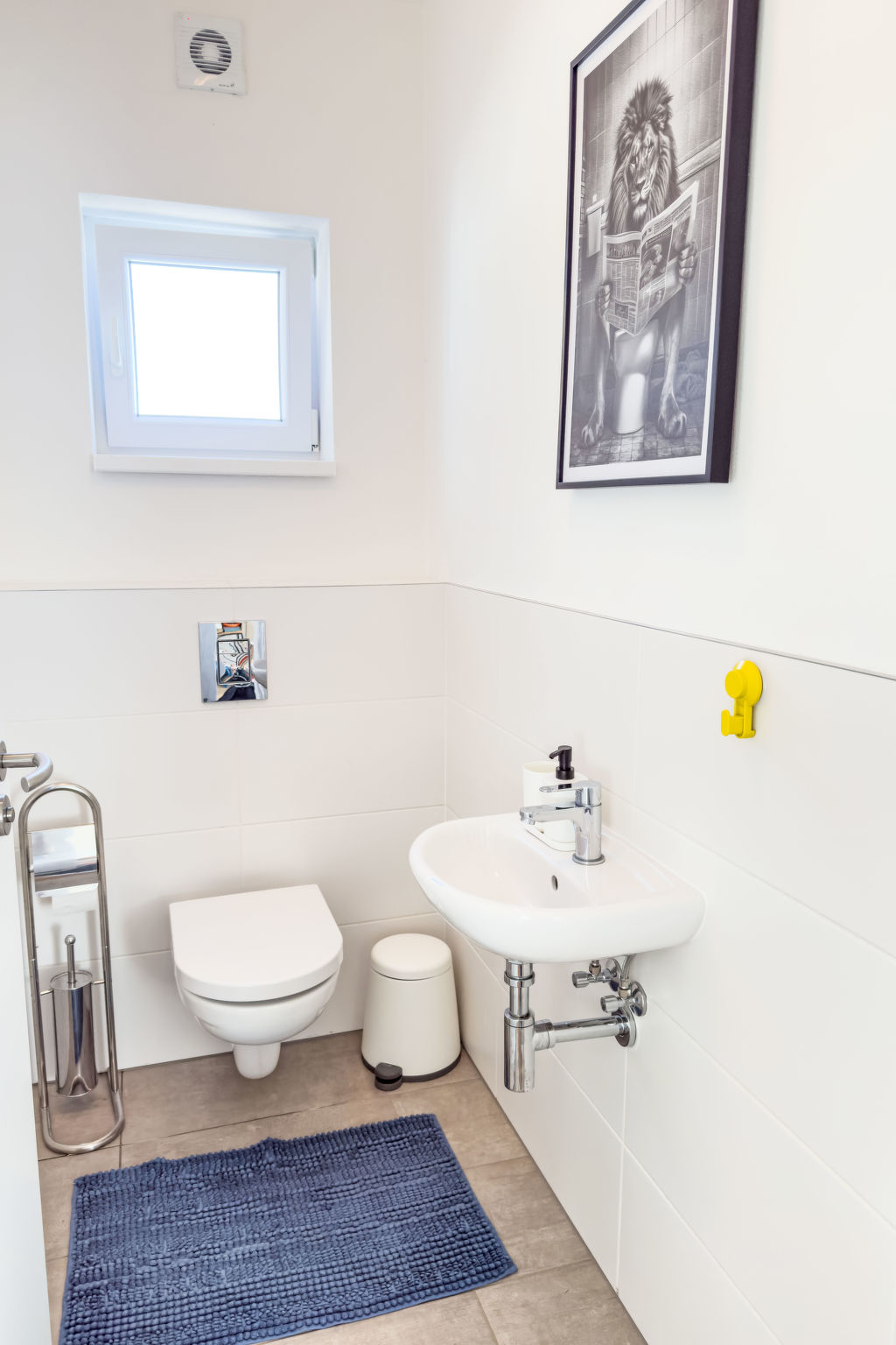 Lakeside Village 39-Drinnen