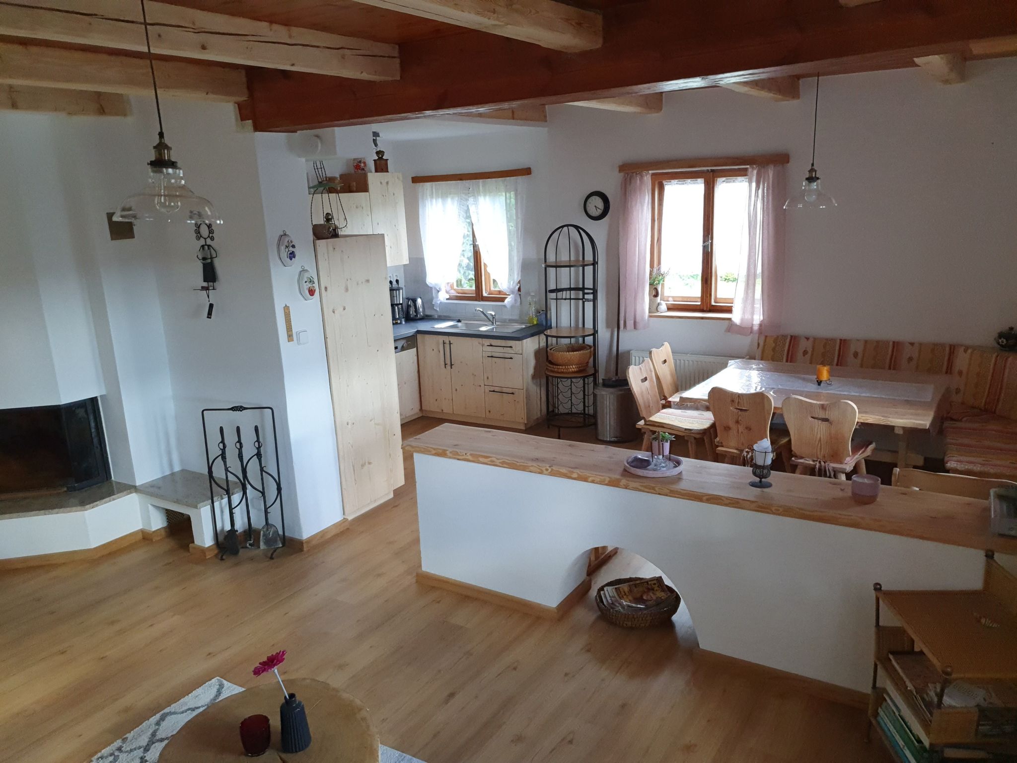 Haus in Kovárov mit Terrasse, Grill und Garten-Inside