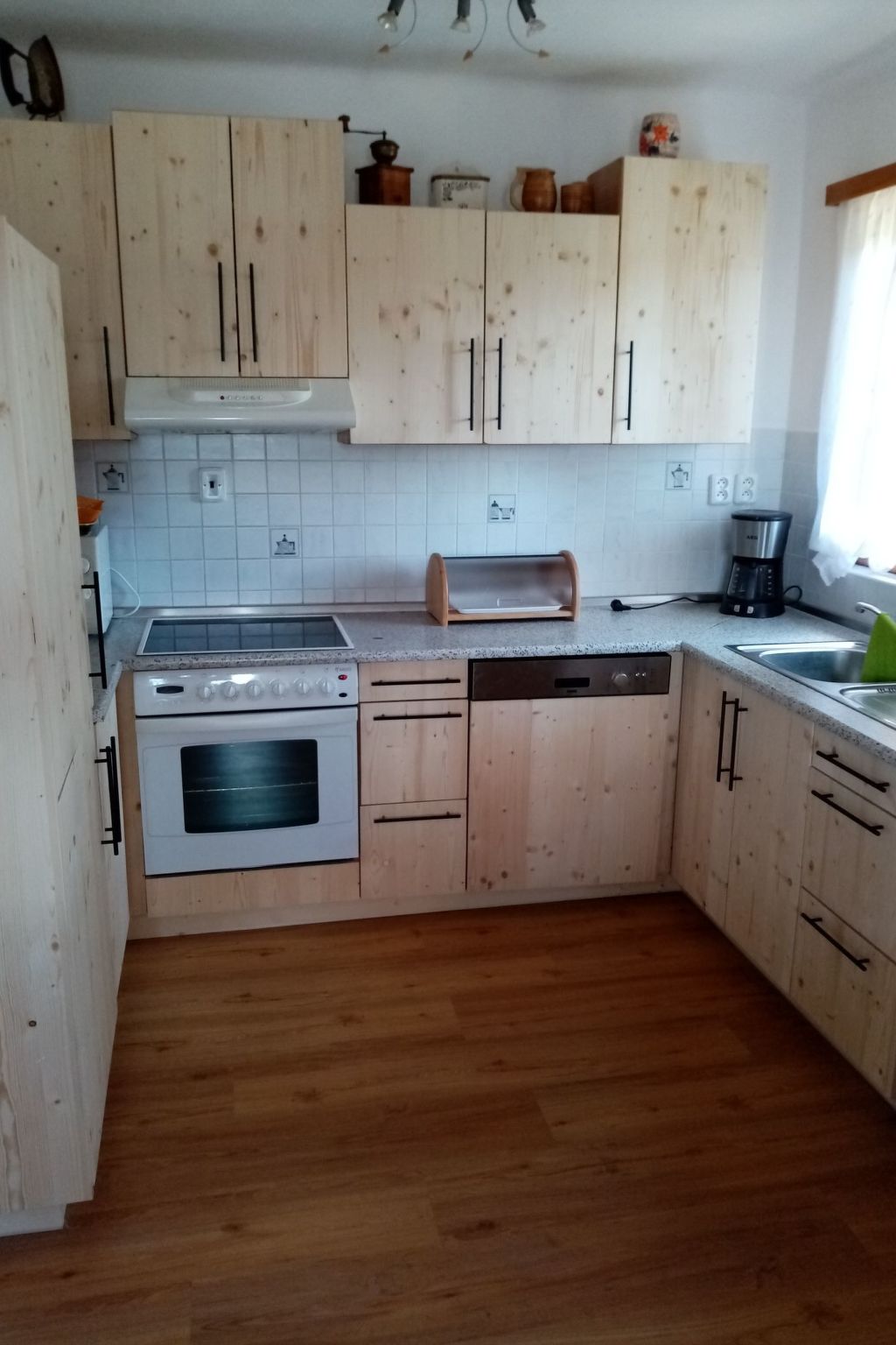 Haus in Kovárov mit Terrasse, Grill und Garten-Inside