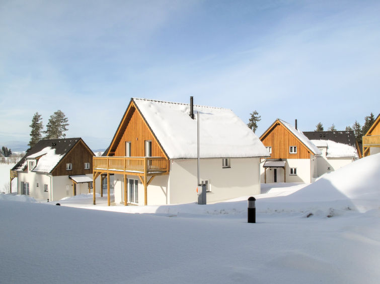 Search and Stay destination Frymburk, Jihočeský kraj - Czechia from AU$ 571. Lakeside Village 24