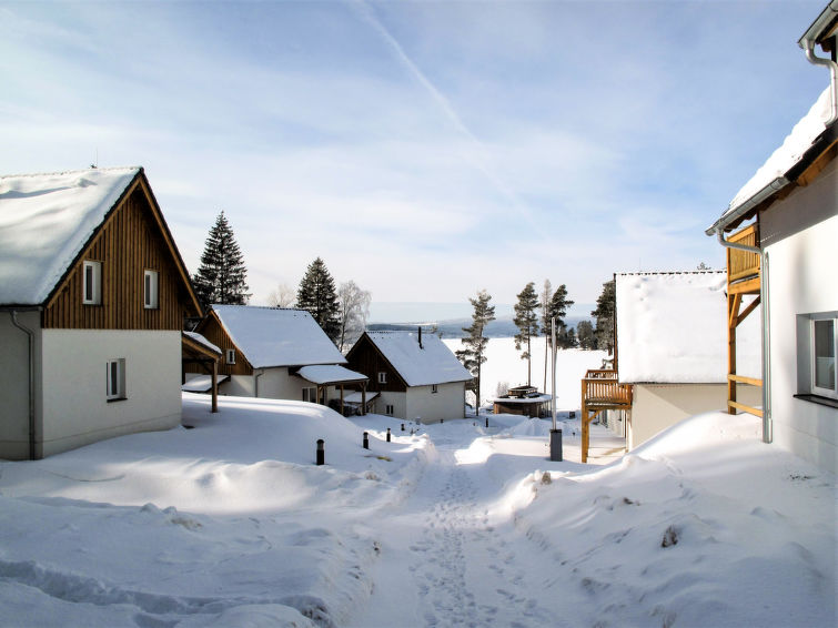 Search and Stay destination Frymburk, Jihočeský kraj - Czechia from AU$ 571. Lakeside Village 35