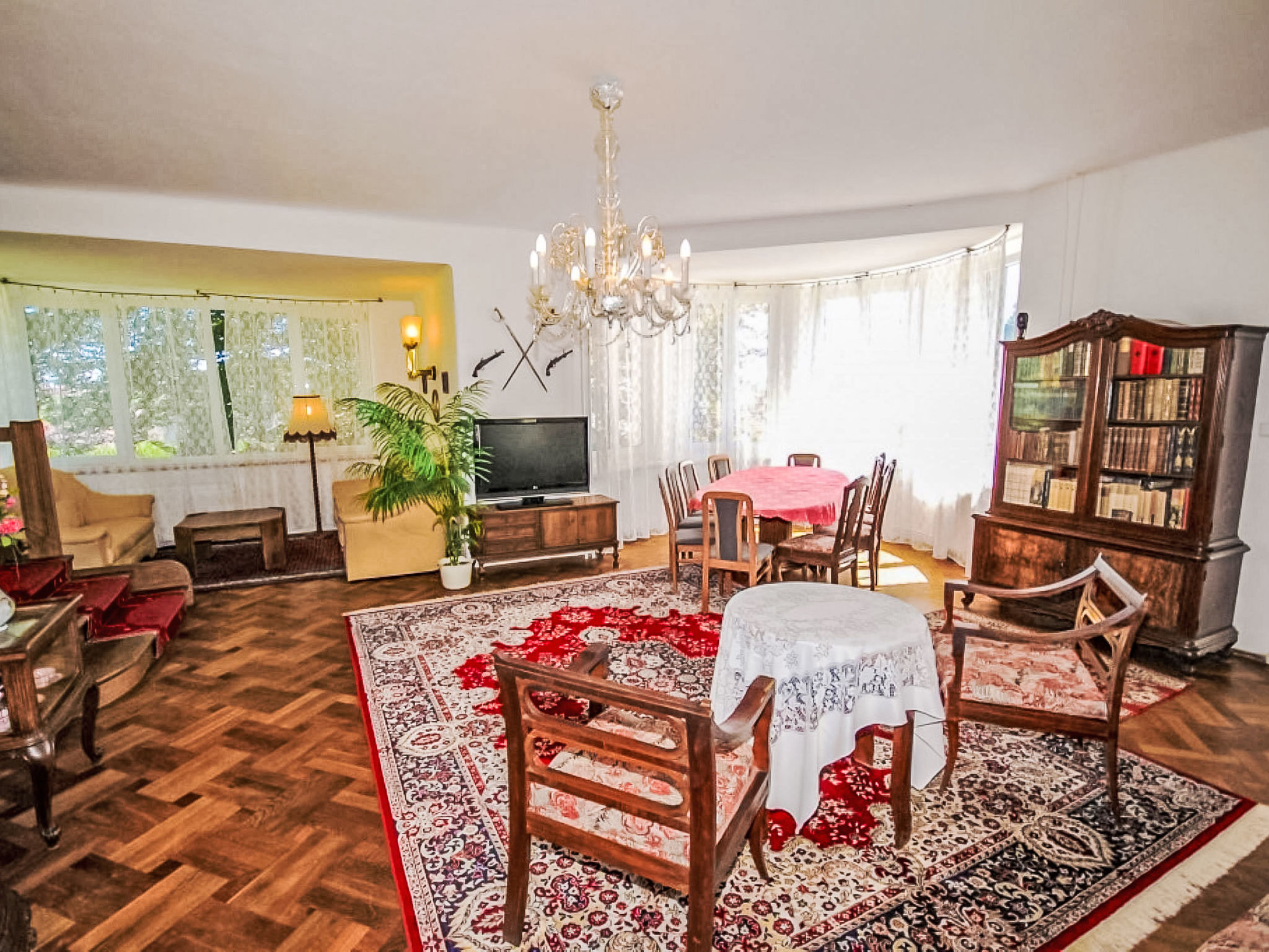 Forestside Villa - Inside