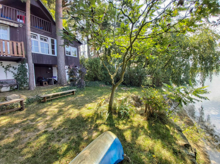 Vakantiehuis aan het strand met meerzicht in Dehtáře in Dehtáře