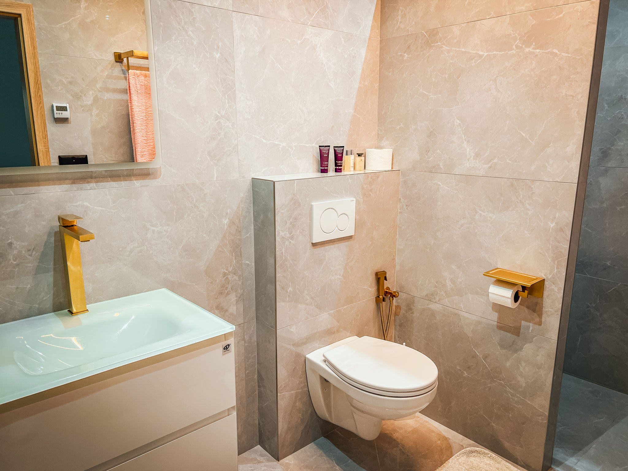 Party & Friends Villa-Dedans