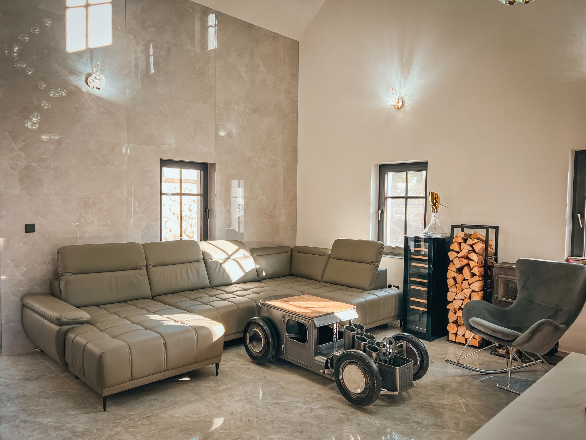 Party & Friends Villa-Dedans