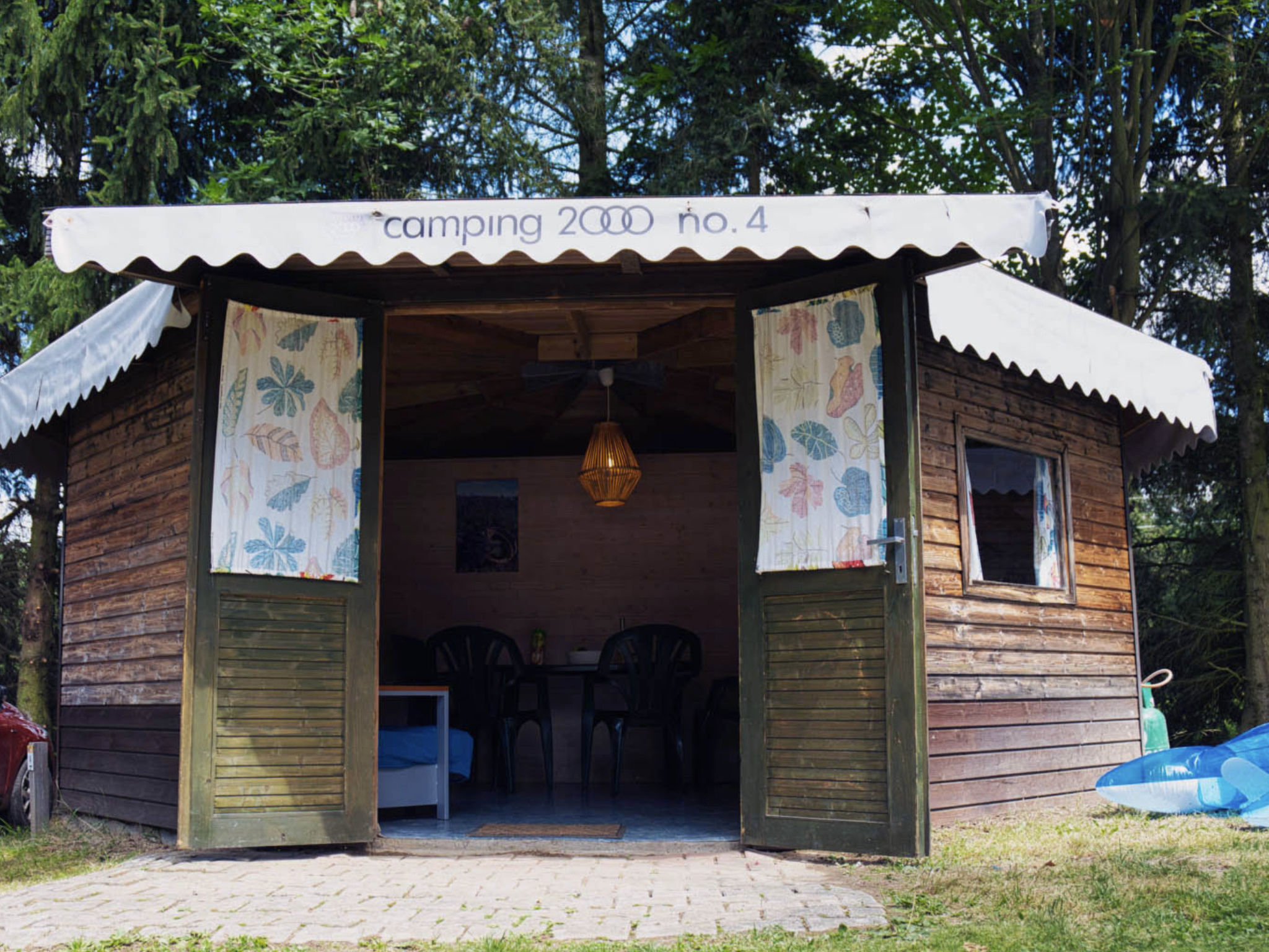 Camping 2000 - Kampeerhut