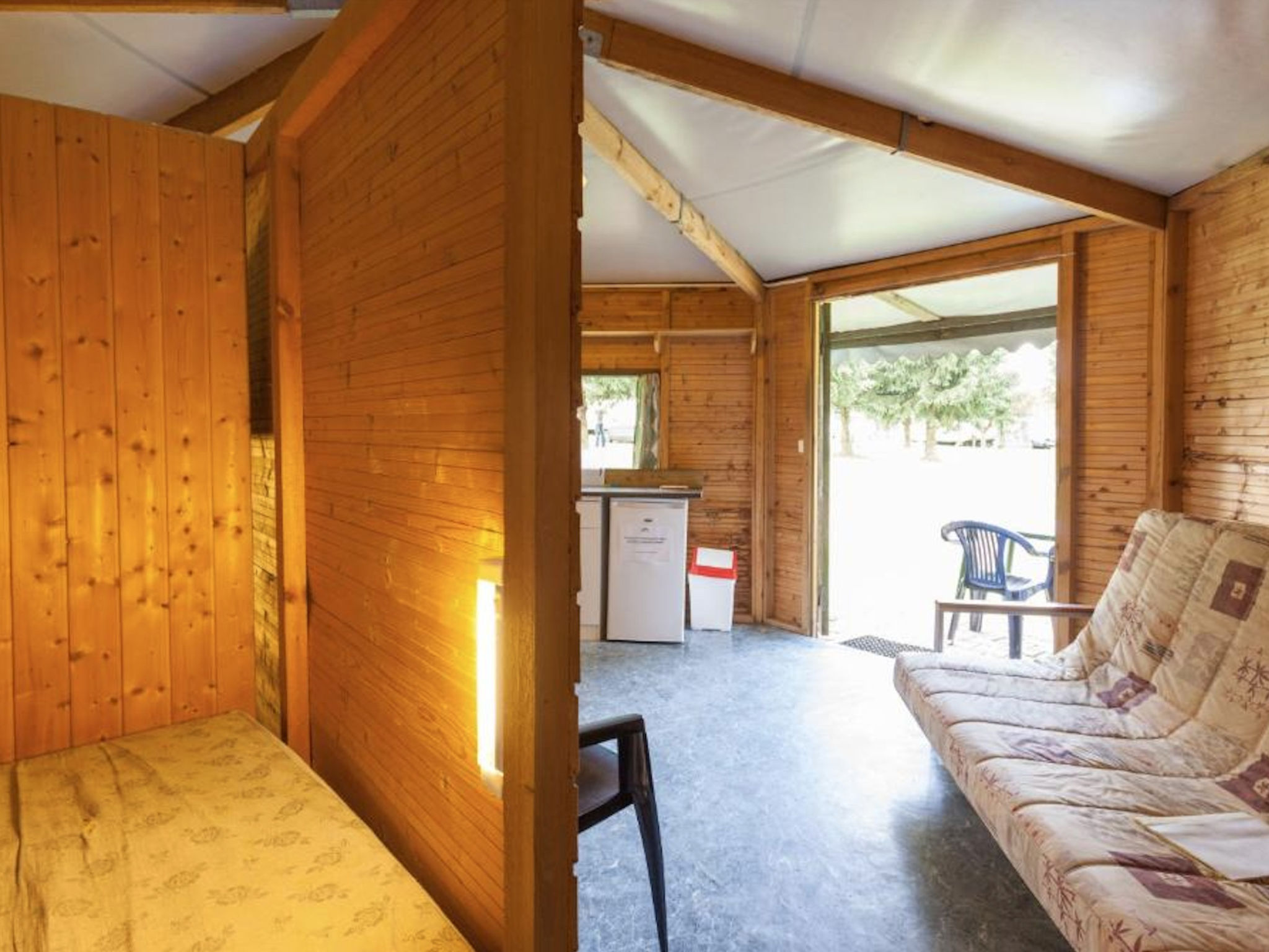 Camping 2000 - Kampeerhut