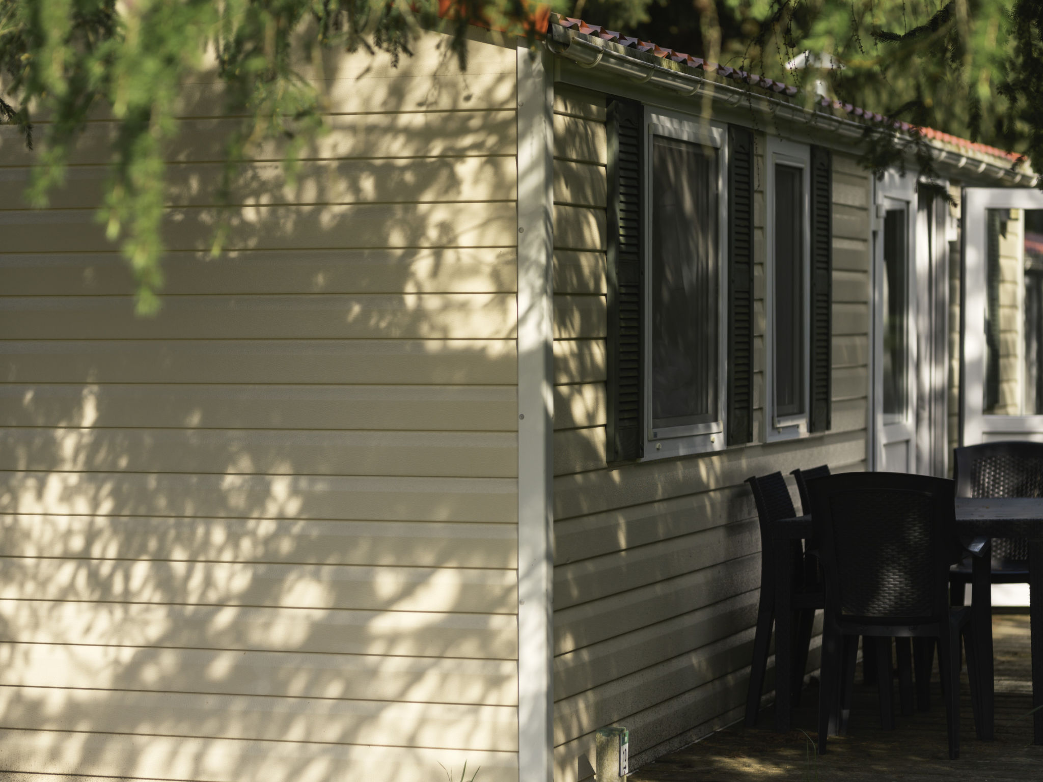 — House (2 of 14)