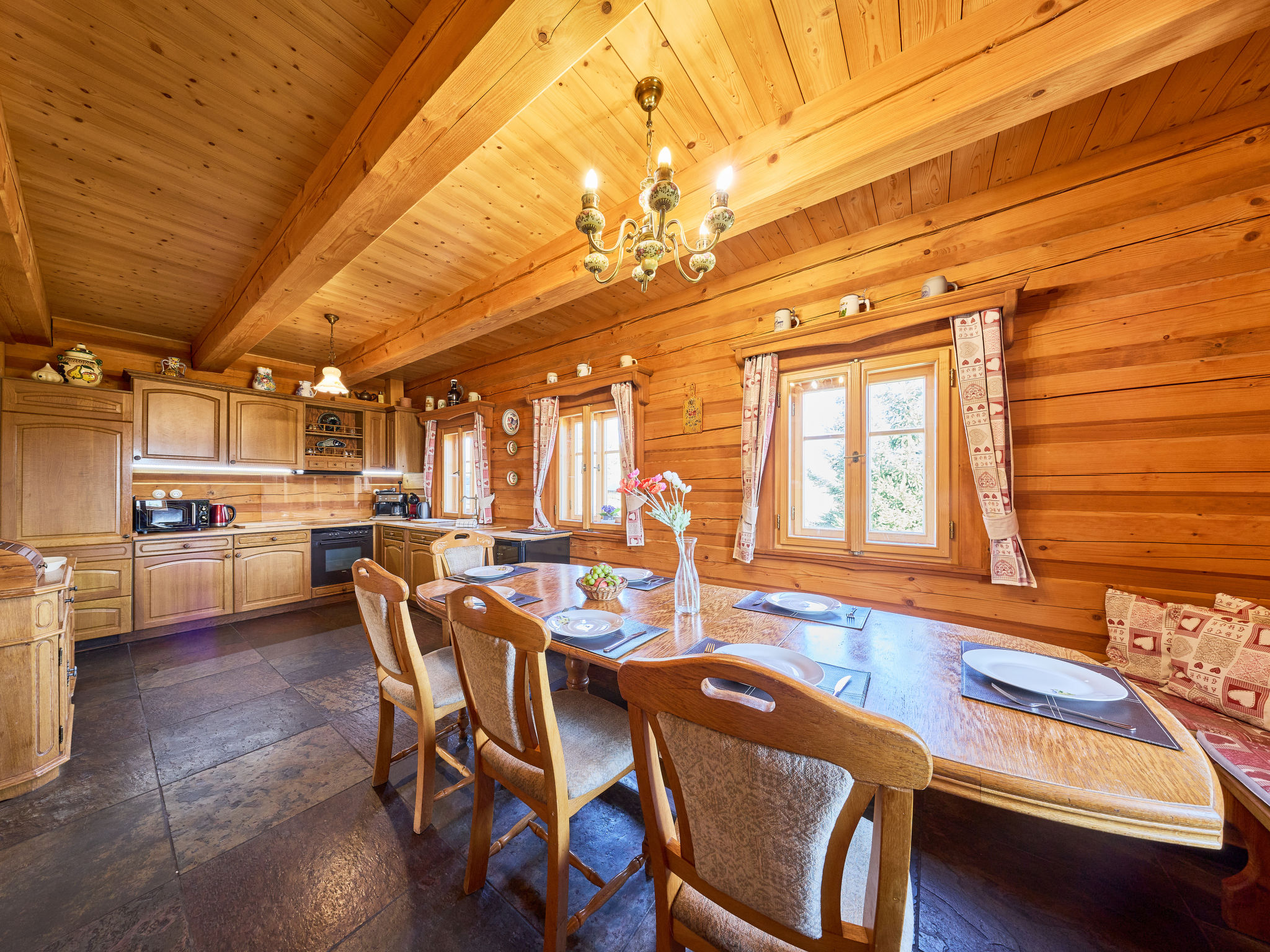 Kitchen / Dining Room