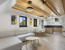 6-persoons modern appartement in Bedrichov op 800m van de piste - thumbnail 2