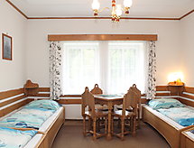 Groots chalet voor 23 personen aan de piste in het IJzergebergte - thumbnail 3