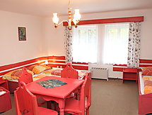 Groots chalet voor 23 personen aan de piste in het IJzergebergte - thumbnail 4