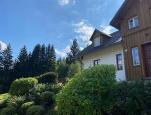 Ruim chalet aan de piste in Janov nad Nisou voor 12 personen - thumbnail 3