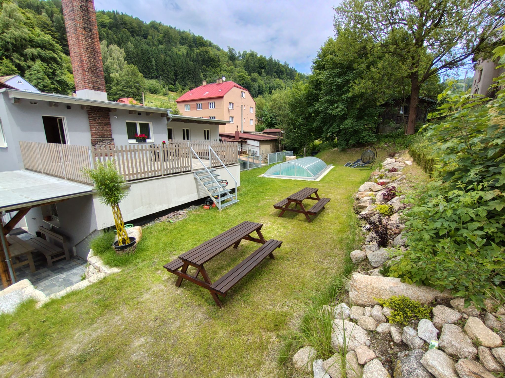 U Dzina-Outside