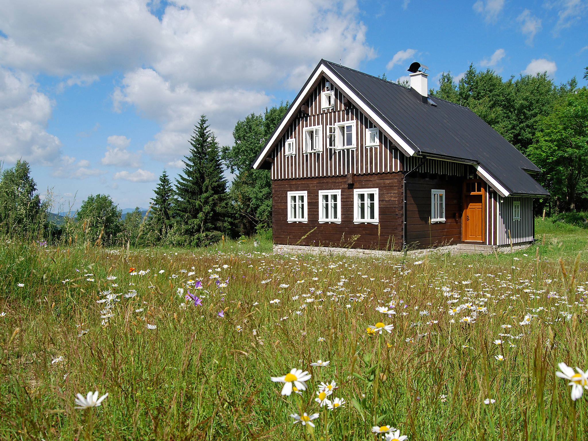 Sluneční vršek - Buiten