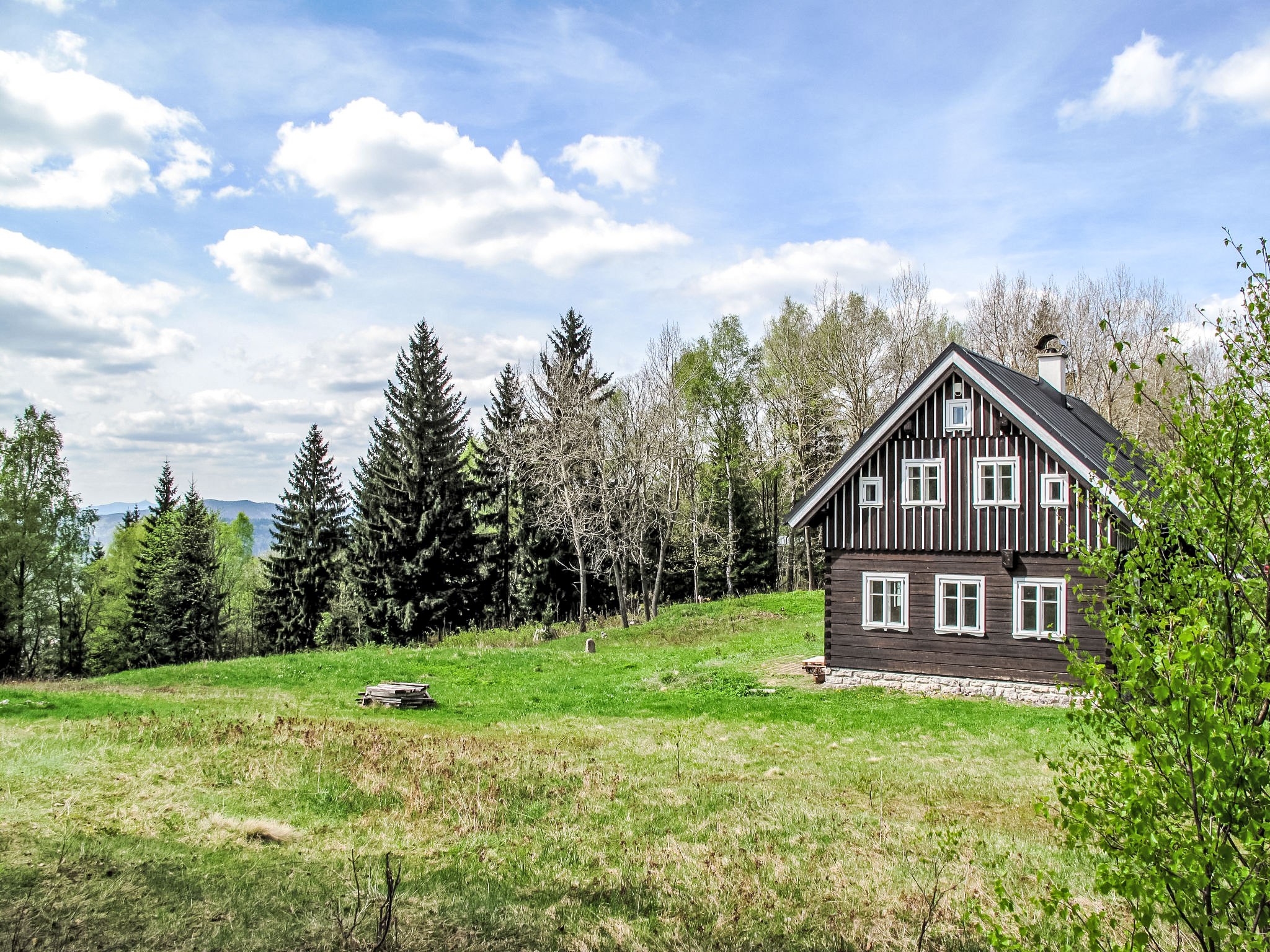 Sluneční vršek - Buiten