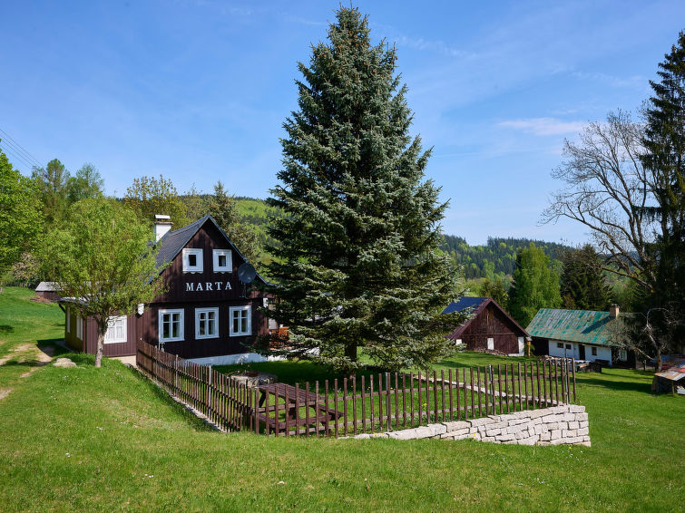 Vrijstaand vakantiehuis Marta in Smržovka voor 6 personen in Smržovka