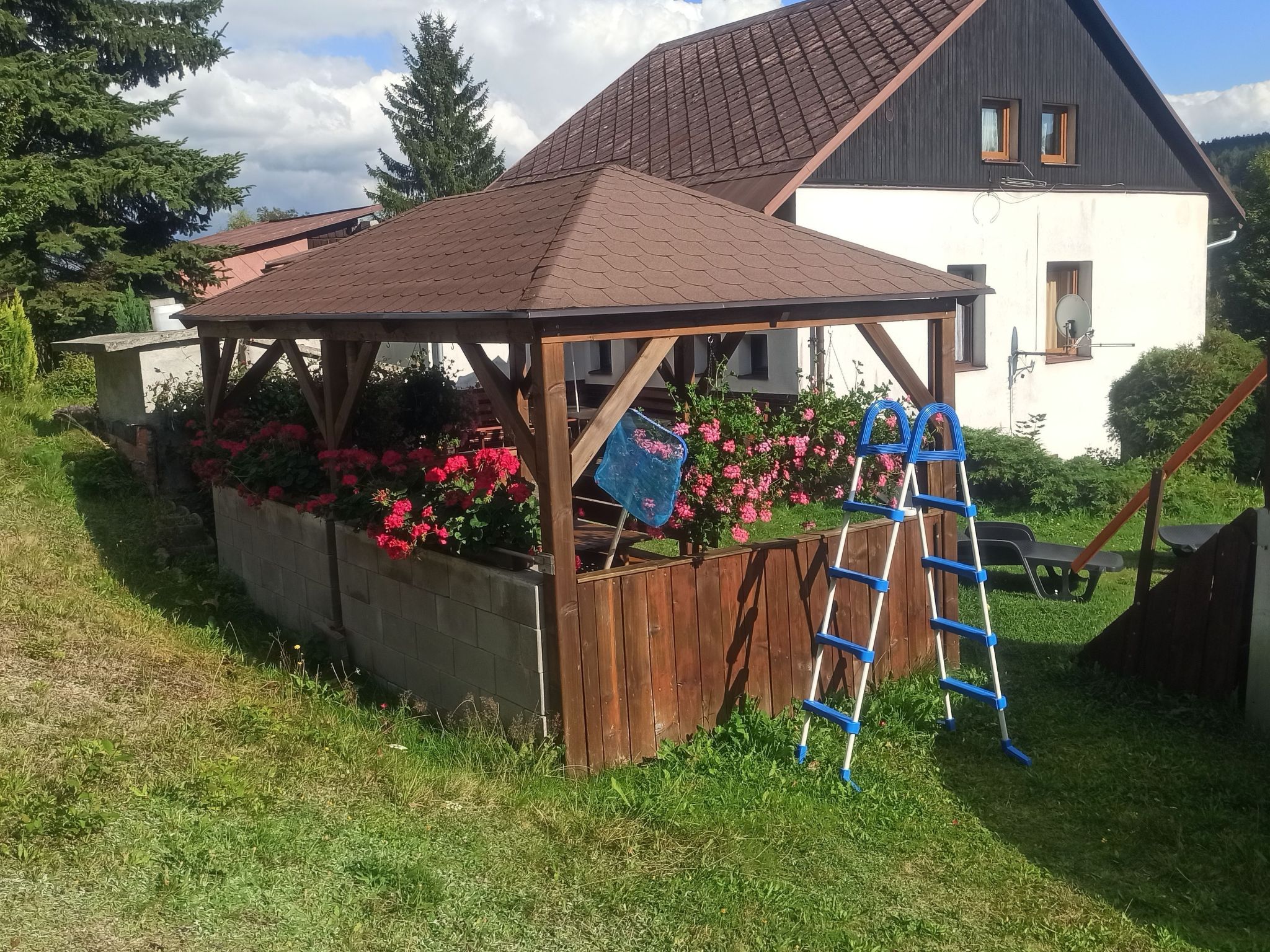 Ferienvilla mit privatem Pool-Image-tags.info