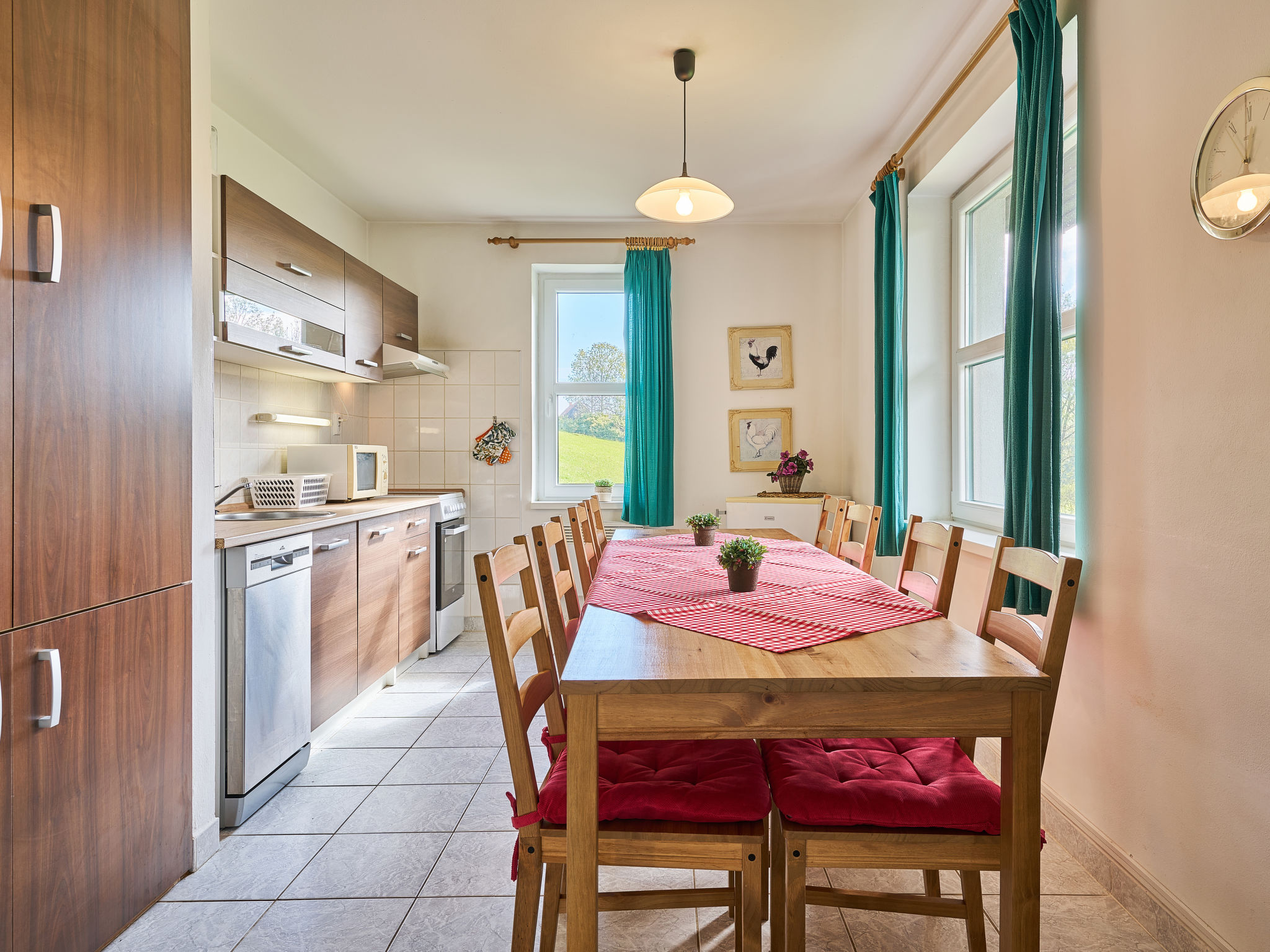 Kitchen / Dining Room