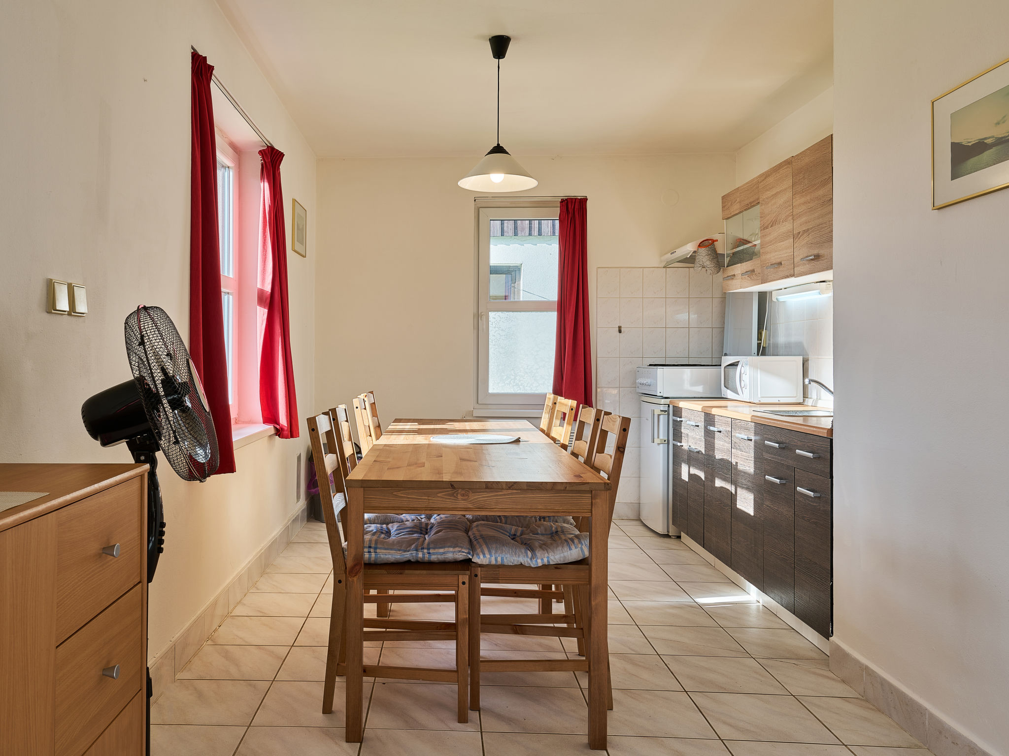 Kitchen / Dining Room