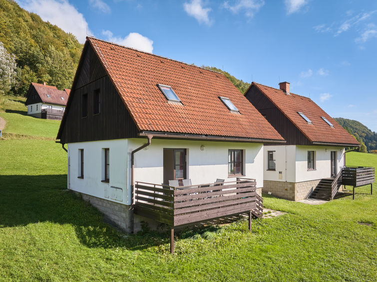 8-persoons vakantiehuis in Stárkov bij Green Valley Park · 8 pers. in Stárkov