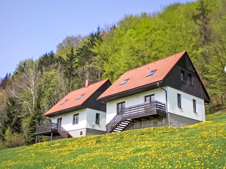 8-persoons vakantiehuis in Stárkov bij Green Valley Park in Stárkov