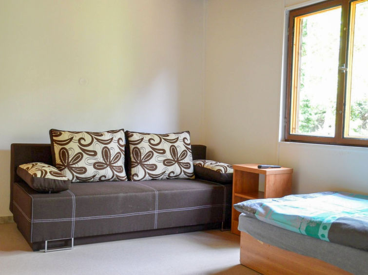 Search and Stay destination Hradec Králové 9, Královéhradecký kraj - Czechia from AU$ 249. Kemp stříbrný rybník