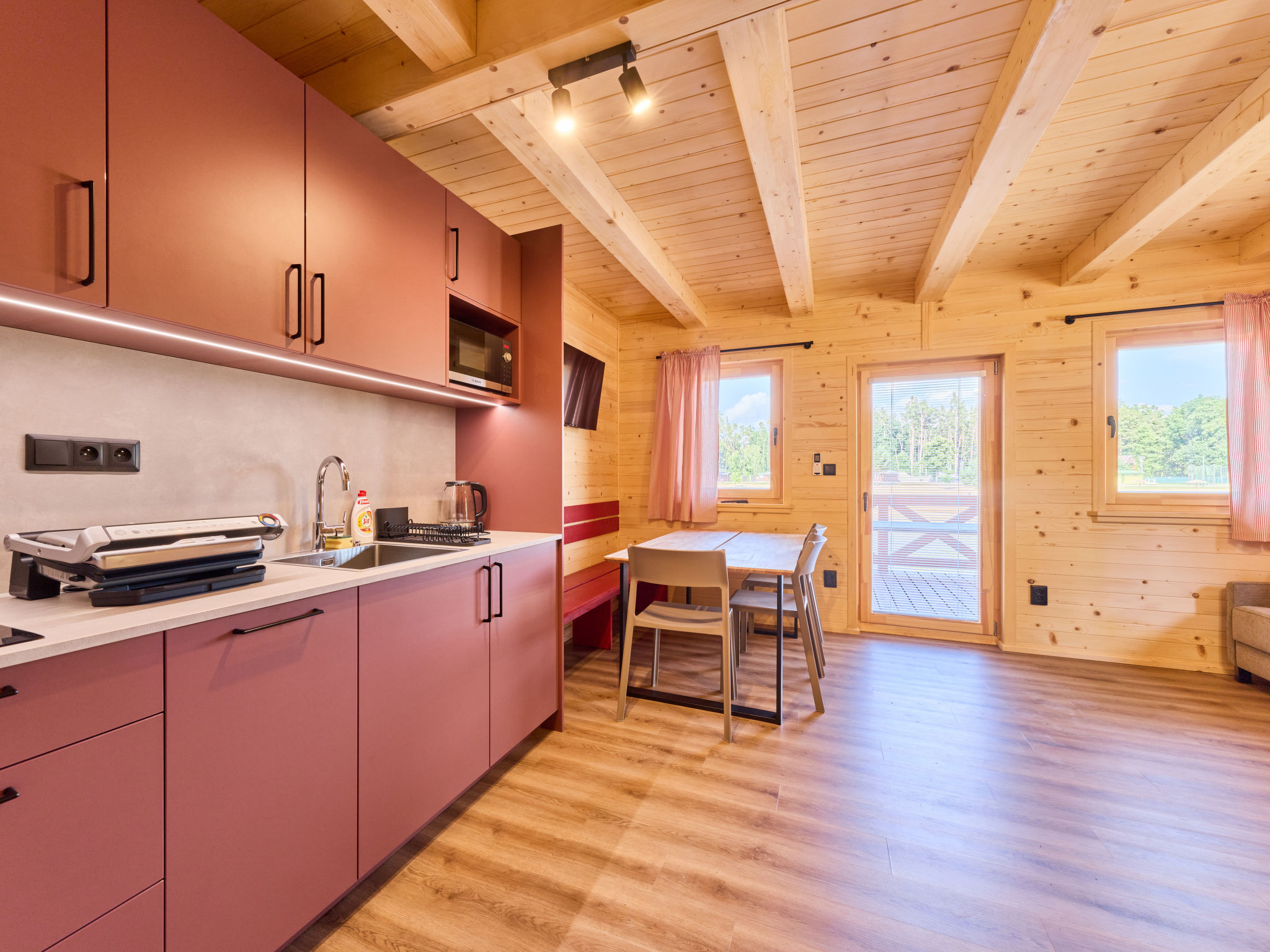 Kitchen / Dining Room