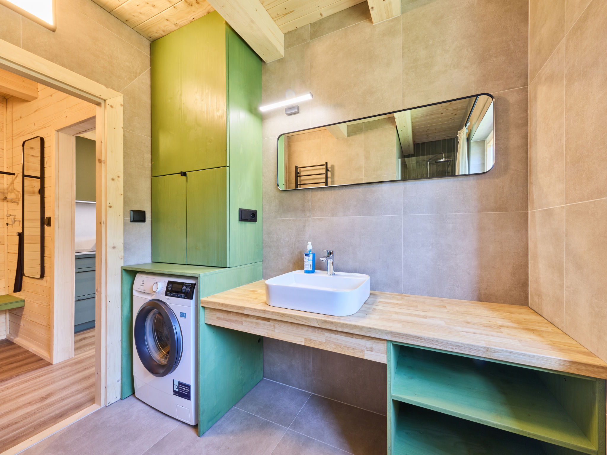 Bathroom / Wellness