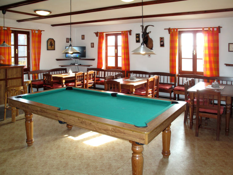 Search and Stay destination Úhlejov, Královéhradecký kraj - Czechia from AU$ 313. Lika (ULJ110)
