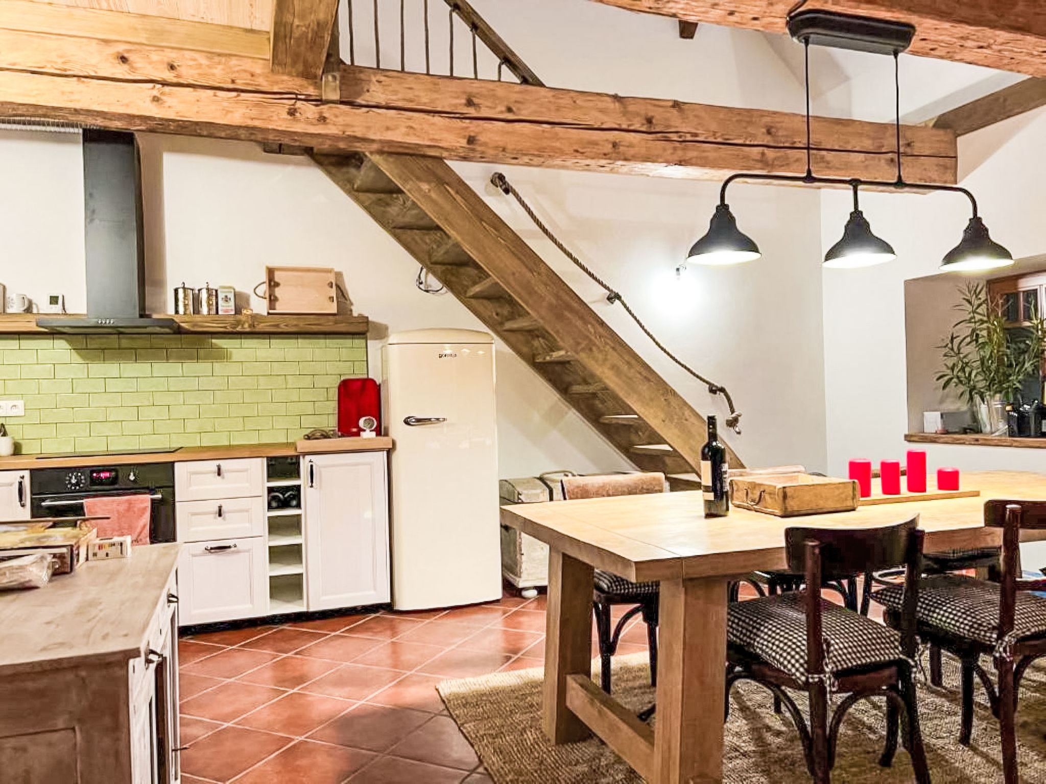 Kitchen / Dining Room