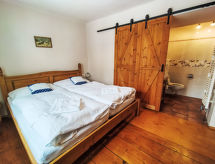 12-persoons vakantiehuis met whirlpool in centrum Jablonec nad Jizerou - thumbnail 4