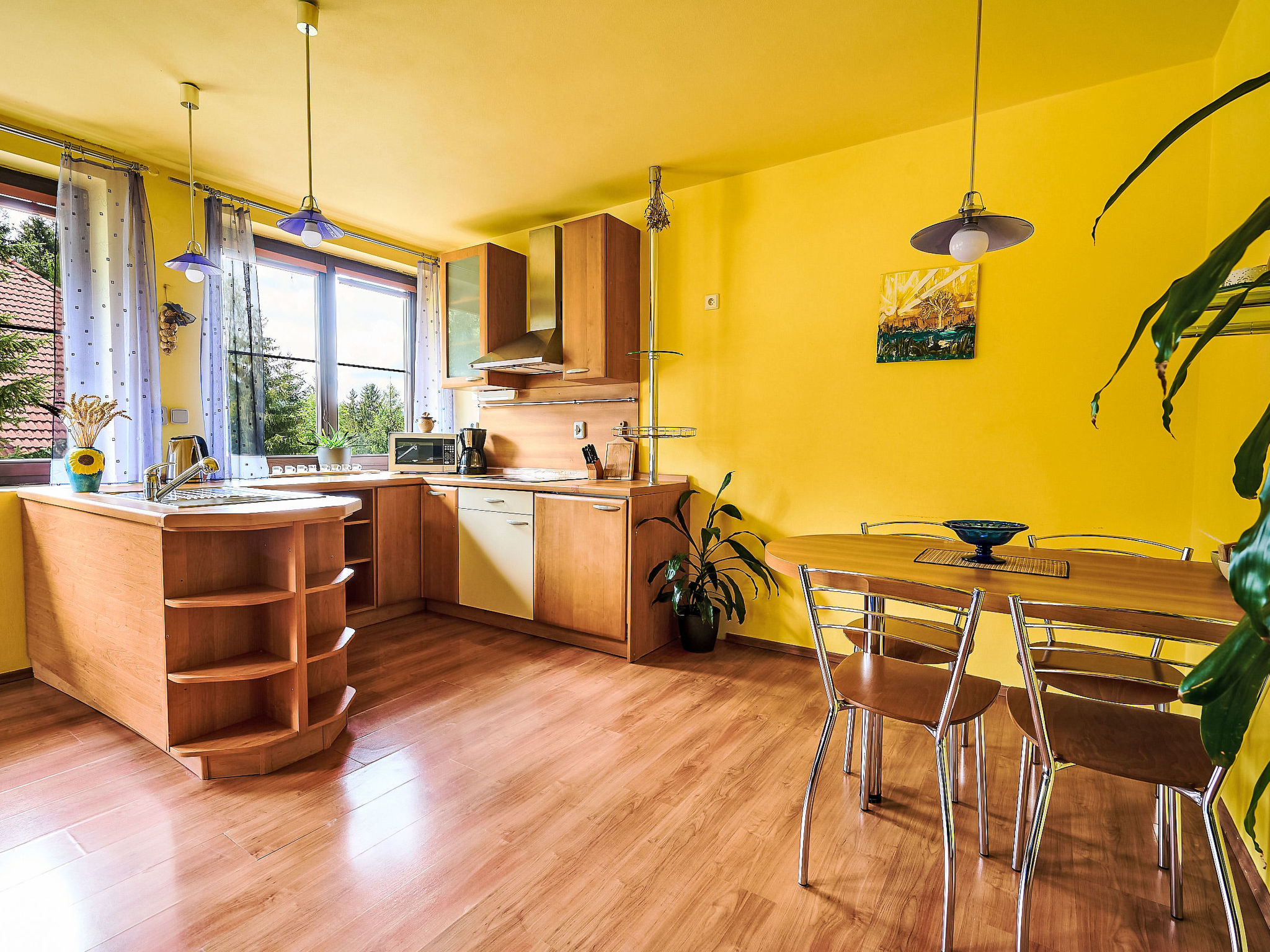 Kitchen / Dining Room