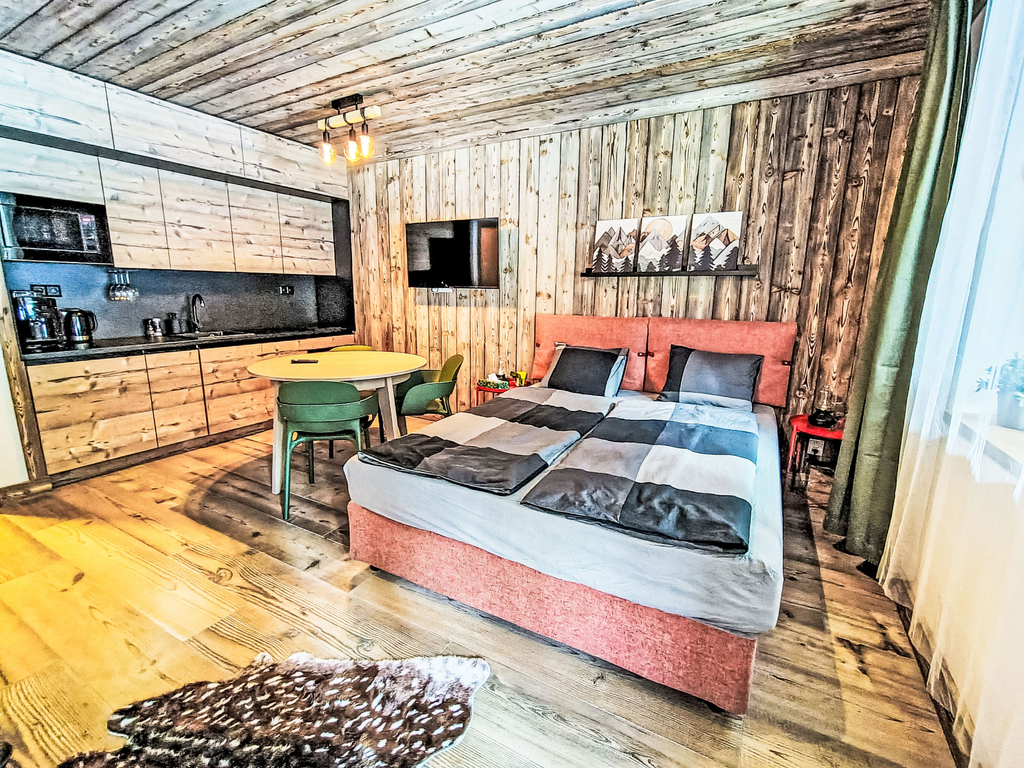 Harrachov Resident C