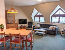 Op 300 m van de piste: Ruim appartement Belvedere in Harrachov - thumbnail 6